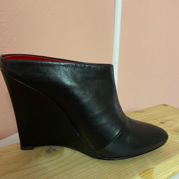 Womens Boots - Picture 3 of 3